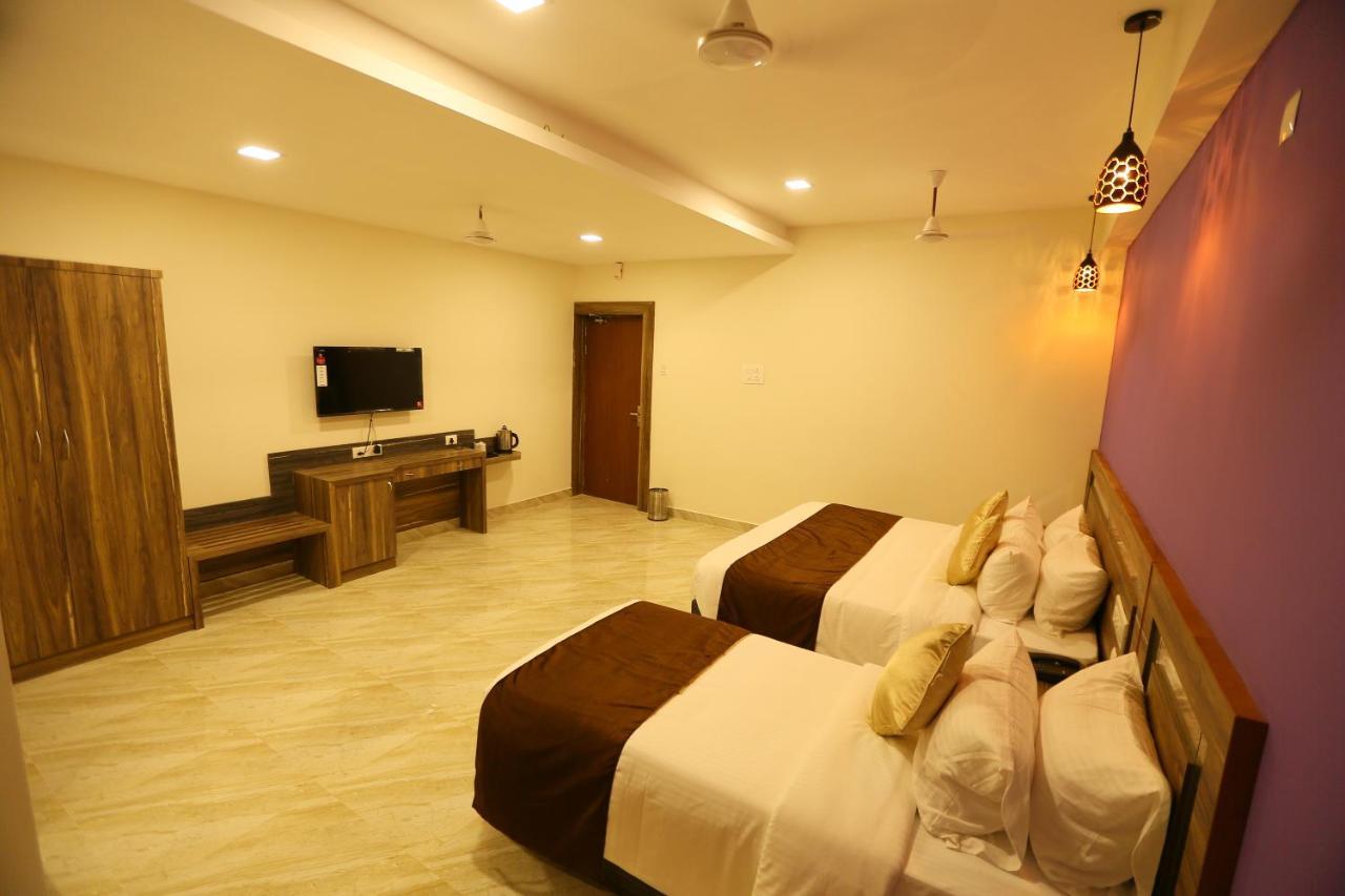 Mehar Inn Hotel Karaikkudi Exterior photo